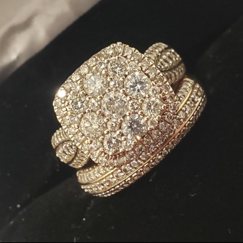 Zales❤️Dazzling 2Ct Diamomd wedding ring Set